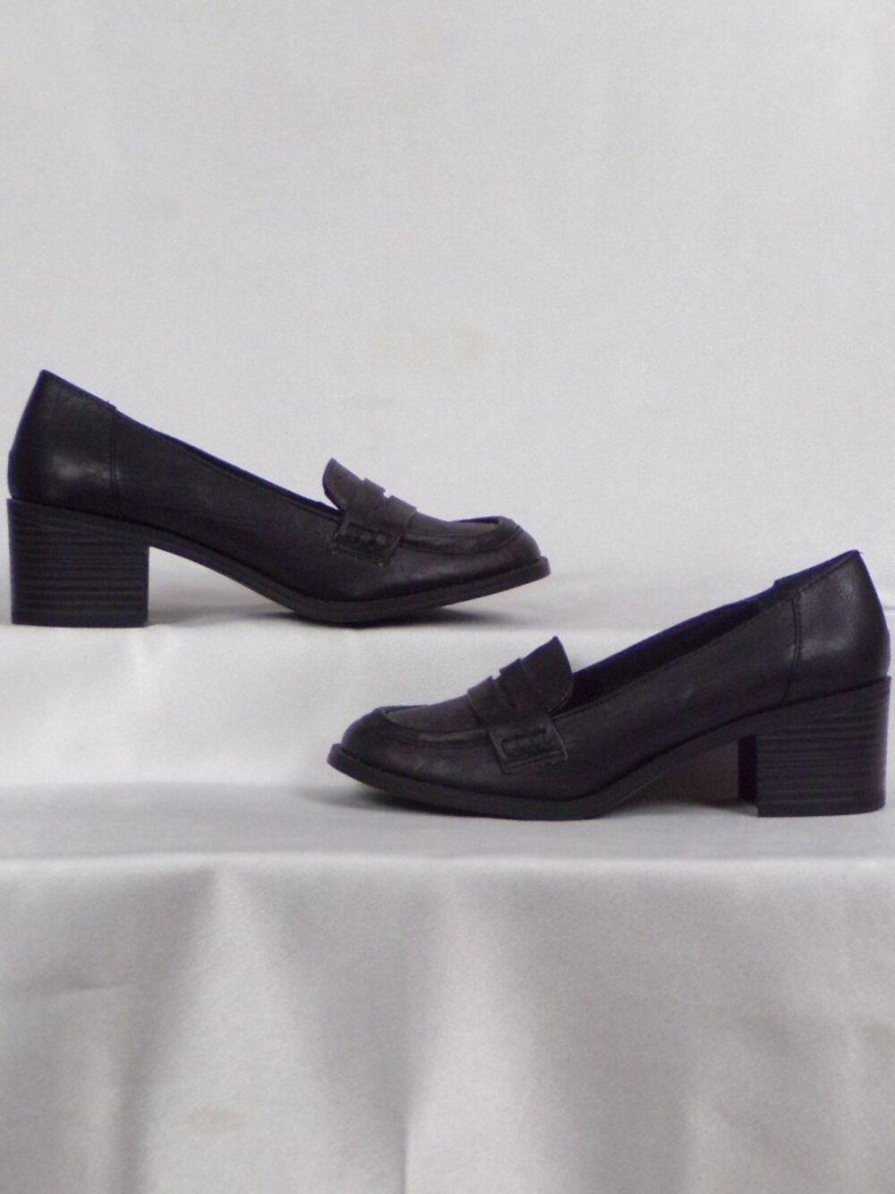 JELLYPOP size 6.5M IAGO black mid-heel penny loafers all synthetic materials